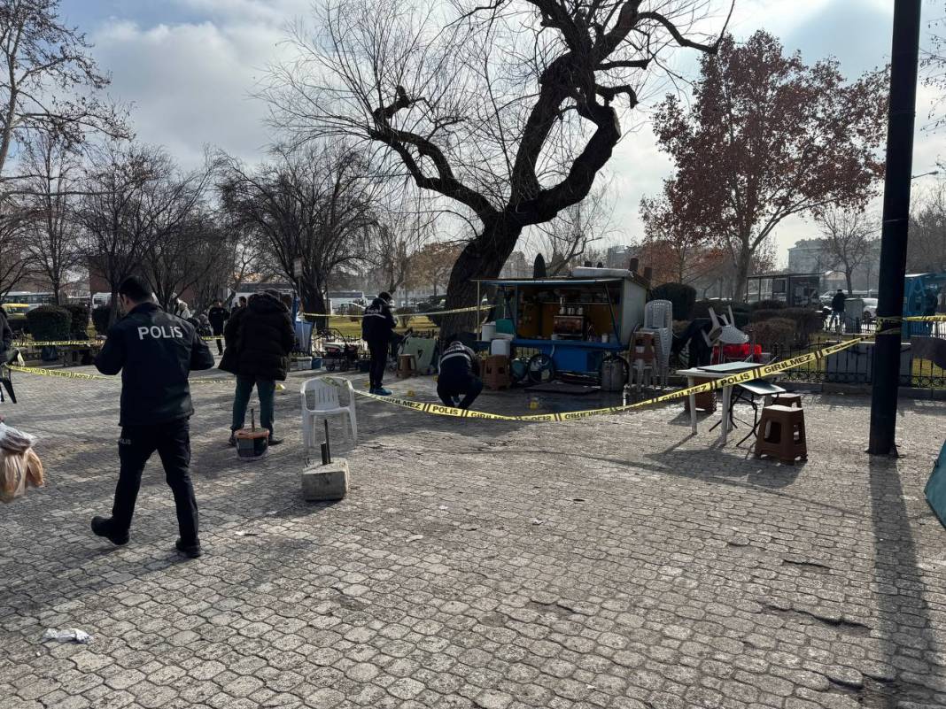 Konya’da çay ocağında 2 kişiyi vuran şüpheli yakalandı, sebebini anlattı 1